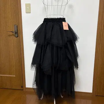 택 포함 미사용 새상품 eimy istoire 블랙 튤 롱 스커트