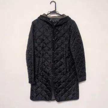 THE SMOCK SHOP 블랙 퀼팅 롱 자켓