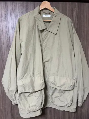 INHERIT 오버 사이즈 나일론 자켓