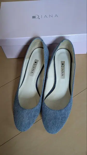 다이애나 펌프스