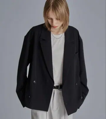 루즈 드레이프 오버 더블 숏 자켓