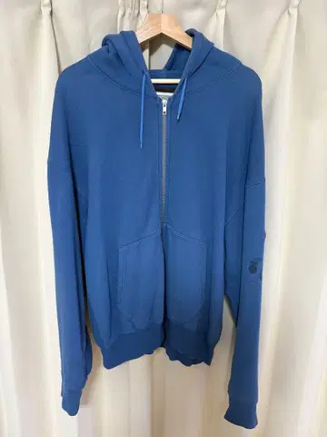 C.E CAVEMPT 지퍼 후드티