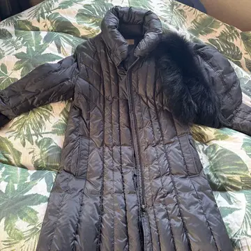 블랙 다운 자켓 사이즈 9