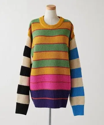 [SUM1 STYLE] 멀티 보더 니트 이아파피요네