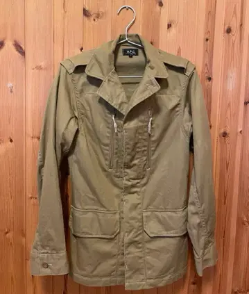 A.P.C. M-65 타입 올리브 그린 밀리터리 자켓