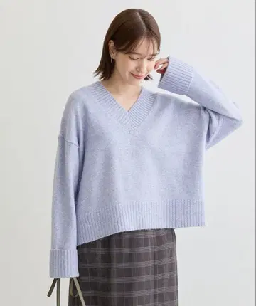 GreenParks 라메 V넥 컴팩트 니트 풀오버 퍼플