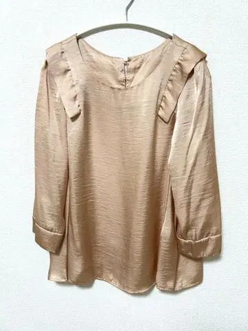 새상품급 / 새틴 블라우스 / 핑크 베이지 38