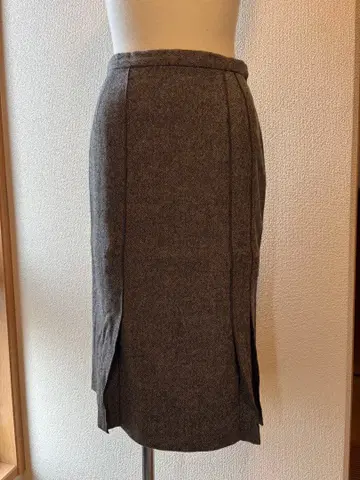 [ 미사용 ] 그레이 무릎 아래 타이트 스커트 9호