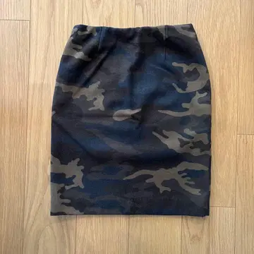 Ray Beams 카모플라주 패턴 스커트