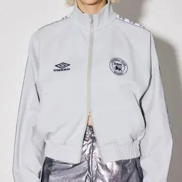 [ 새상품급 ] moussy x Umbro 콜라보 트랙 자켓