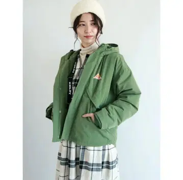 Samansa Mos2 [KELTY 별주] 숏 기장 패딩 자켓