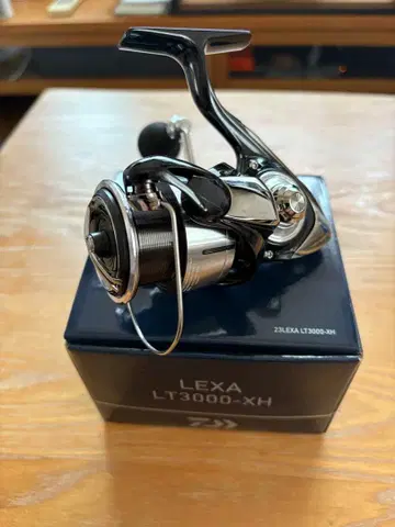 23 다이와 레그자 LT3000-XH