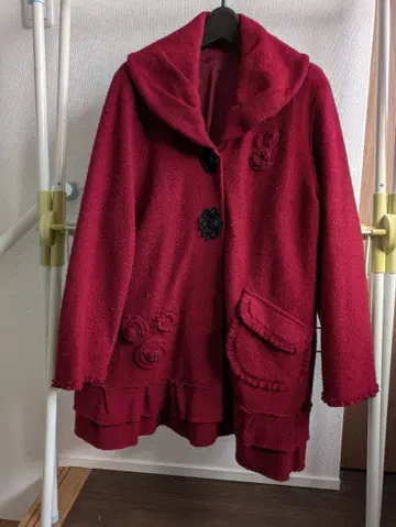 귀여운 와인 레드 코트