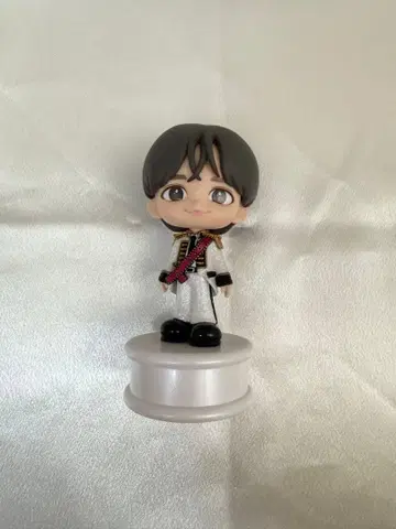 치넨 유리 피규어 시크릿