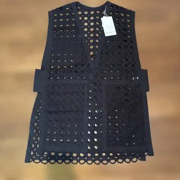 ADAM ET ROPE 레이스 디자인 V넥 베스트 01