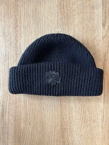 마리메꼬 블랙 니트 모자 우니코 자수