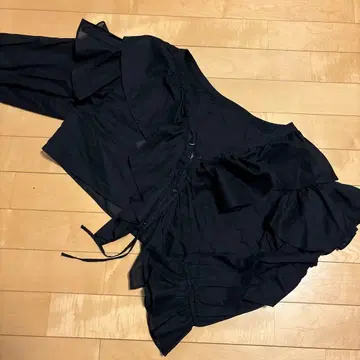 LOWRYSFARM 프릴 긴팔 셔츠 택 포함 새상품