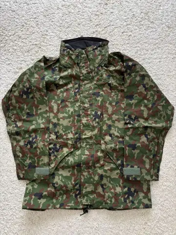 카모플라쥬 밀리터리 자켓 + 팬츠 M 방수 새상품급