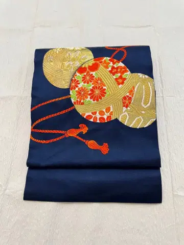 시크 & 화려한 나고야 오비 | 네이비 바탕에 금실 수구 문양