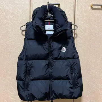 MONCLER 후드 부착 다운 베스트 블랙