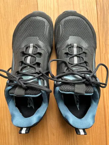 ALTRA 여성용 로우 피크 4 신발