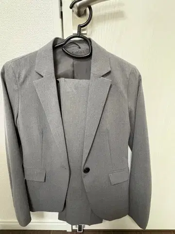 GU 그레이 팬츠 수트 S 사이즈