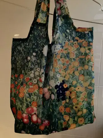 [ 새상품 ] 꽃무늬 에코백 색깔이 선명한 디자인