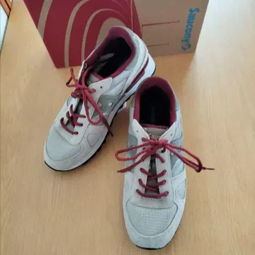 Saucony Shadow 24cm 새상품급