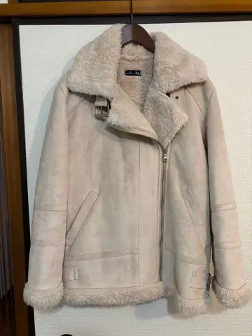 핑크 베이지 페이크 무스탕 코트