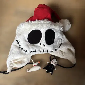 잭 스케링턴 산타 모자 오너먼트 포함