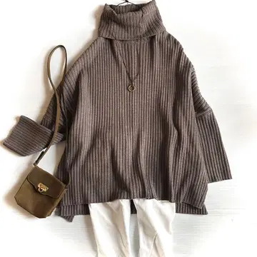 새상품급 EVERYDAY I LIKE 오버 사이즈 터틀 리브 니트 브라운