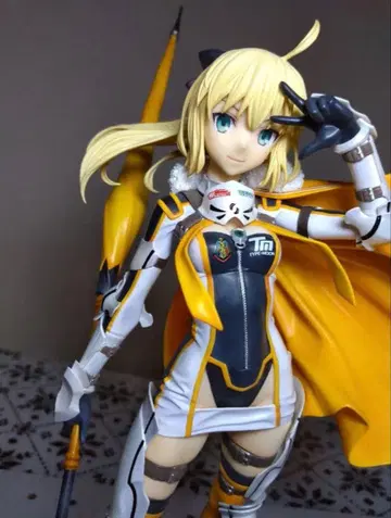 Fate 세이버 아르토리아 펜드라곤 레이싱 피규어