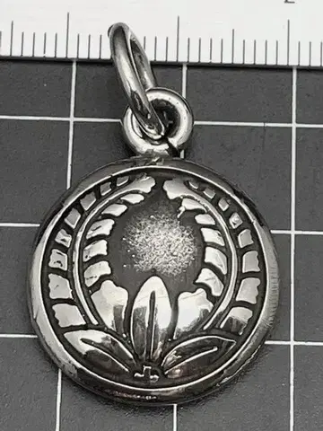 가몬 펜던트 마루니 아가리후지 소 키링 저먼 실버