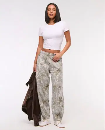 Abercrombie & Fitch 배럴 스웨트 팬츠 M