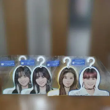 NiziU 로손 복권 비주얼 행거상 4점