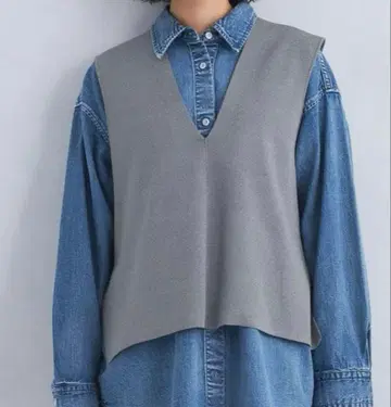 그린 라벨 DEEP 디 V넥 니트 A라인