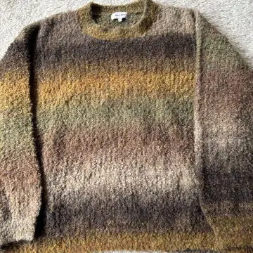 MONO-MART 긴팔 스웨터 올리브 브라운 계열