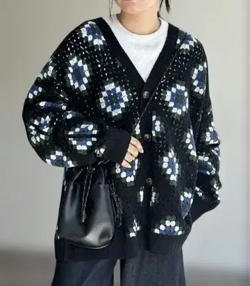 CFCM 크로셰 니트 가디건 M 사이즈