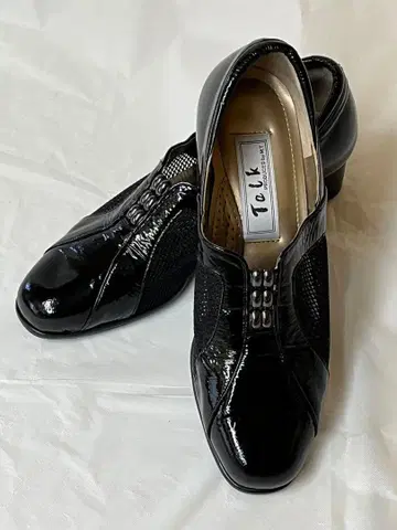 Talk 에나멜 신발 고급