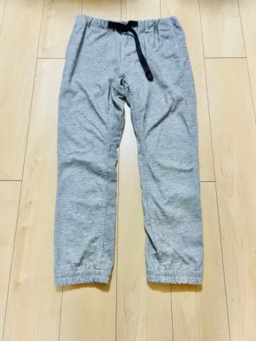 그라미치 그레이 스웨트 팬츠