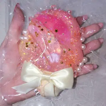 반짝반짝 스퀴즈 복숭아 콘 아이스크림