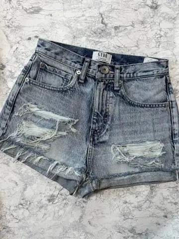 [ GYDA ] 데미지 데님 숏팬츠 S