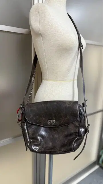 ZARA 자라 체인 크로스 바디백 완판템 브라운