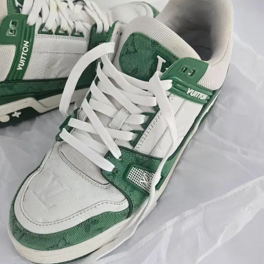 [255] Louis Vuitton Sneakers Trainers