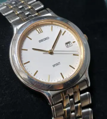 세이코 SPIRIT 스피릿 손목시계 일본제 쿼츠 새상품급 작동