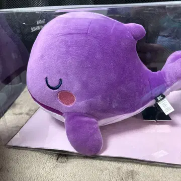 TINY TAN 플러시 고래 봉제 인형