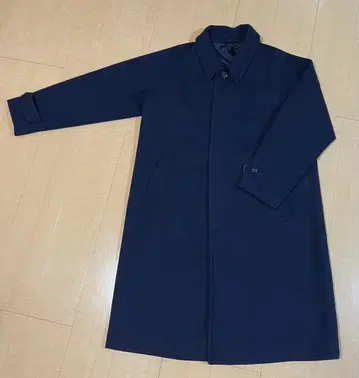 애로우즈 네이비 코트