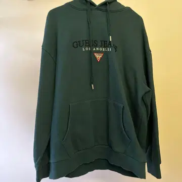 GUESS 속기모 후드 부착 트레이닝복