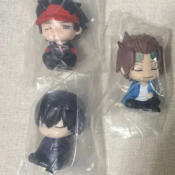 월드 트리거 어깨 쿵