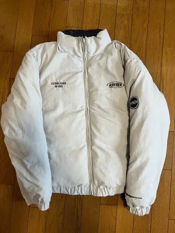 화이트 네이비 다운 자켓